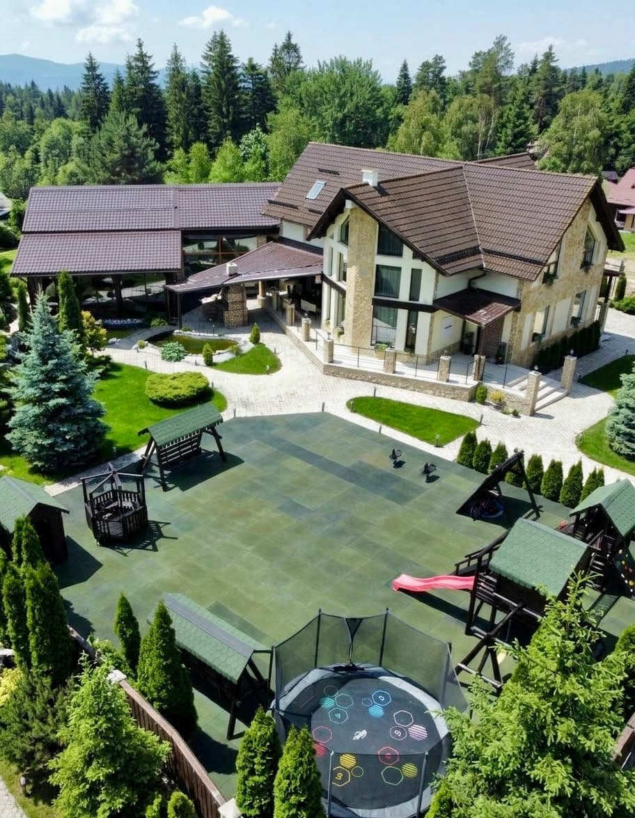BRAN VILLA | TRANSYLVANIA, ROMANIA